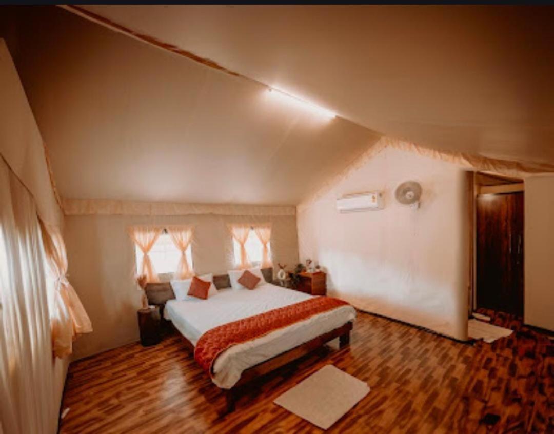 Palash The Jungle Resort Gondia Exterior foto