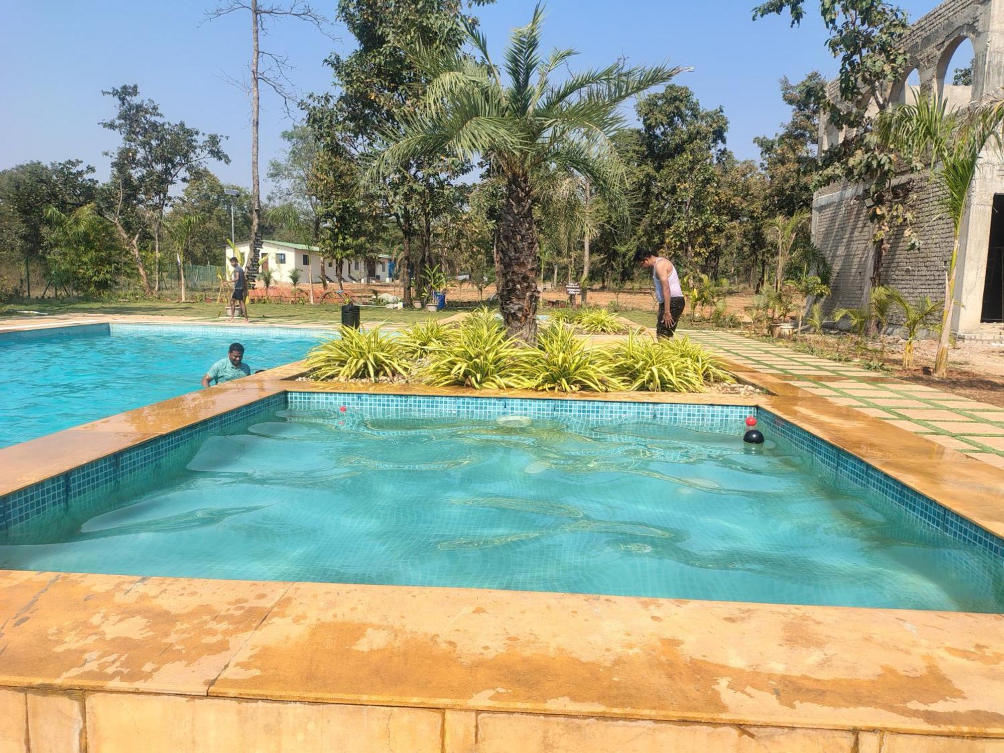 Palash The Jungle Resort Gondia Exterior foto